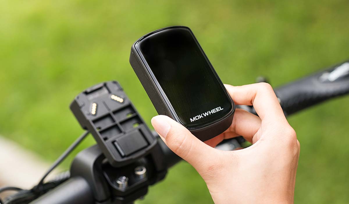 Mokwheel folding ebike with detachable HD display for safe, power-cut parking and clear ride data anytime